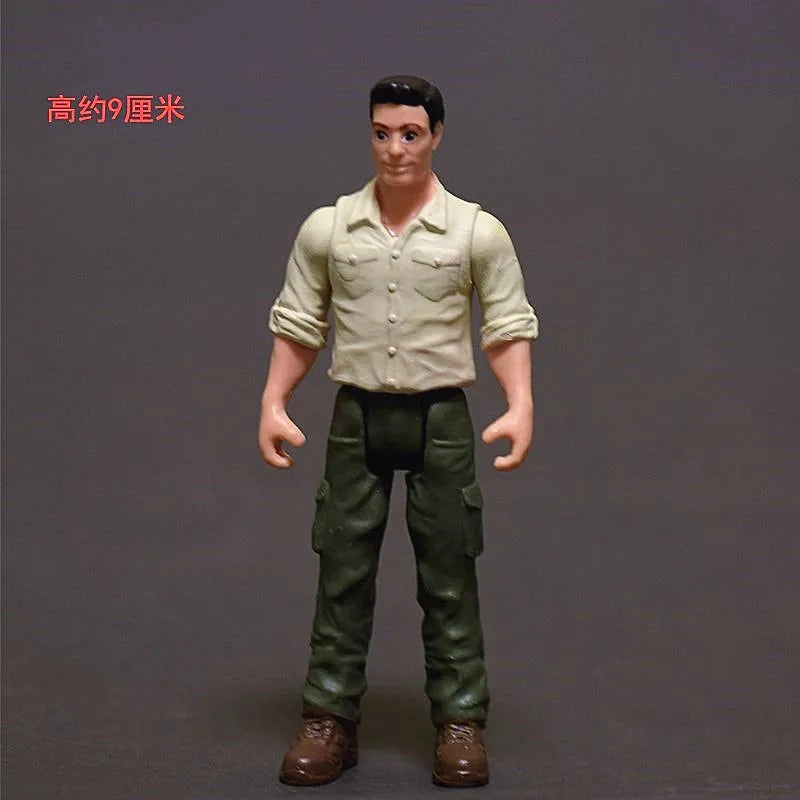 Figurines Famille Réaliste – Ensemble Parents et Enfant