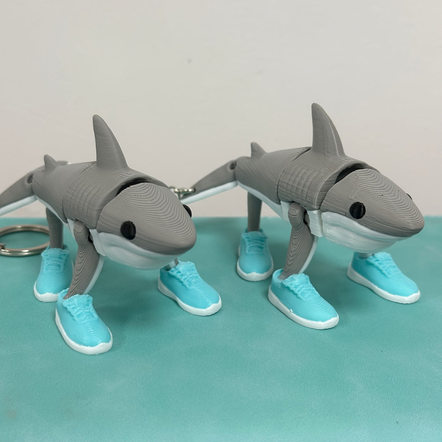 Tralalero Requin Aux Baskets Sculpture Fantaisie Amovible Edition Limitee Decoration Murale
