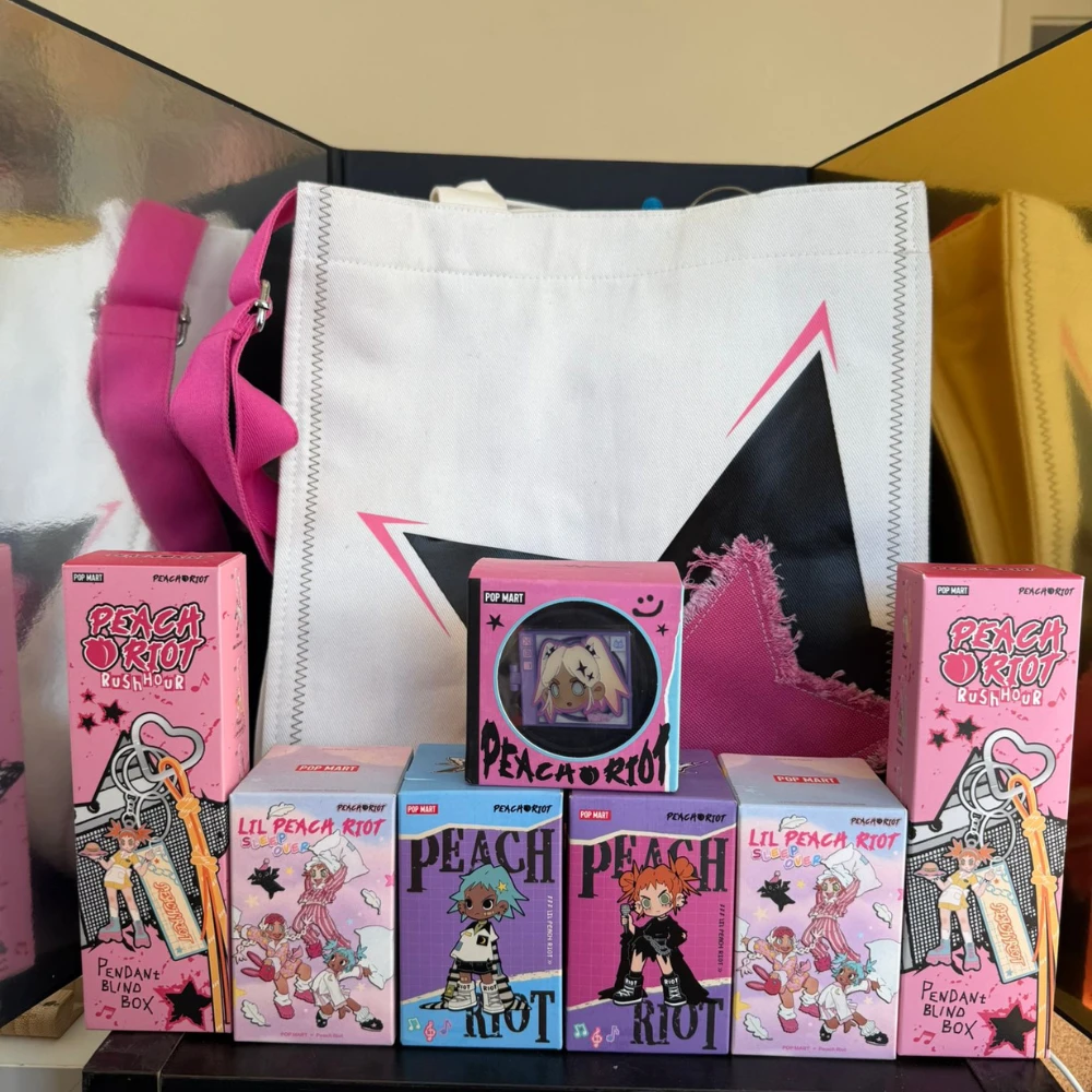 Pop Mart Sac Bandoulière Peach Riot Rush Hour Series