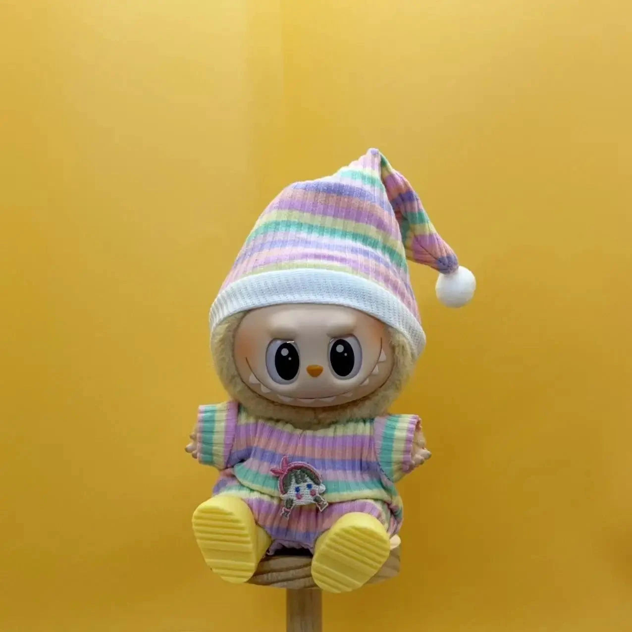 Labubu Accessoires et Vetements Miniatures Tissu Doux Premium Edition Limitee Pour Collectionneurs by Mon Labubu