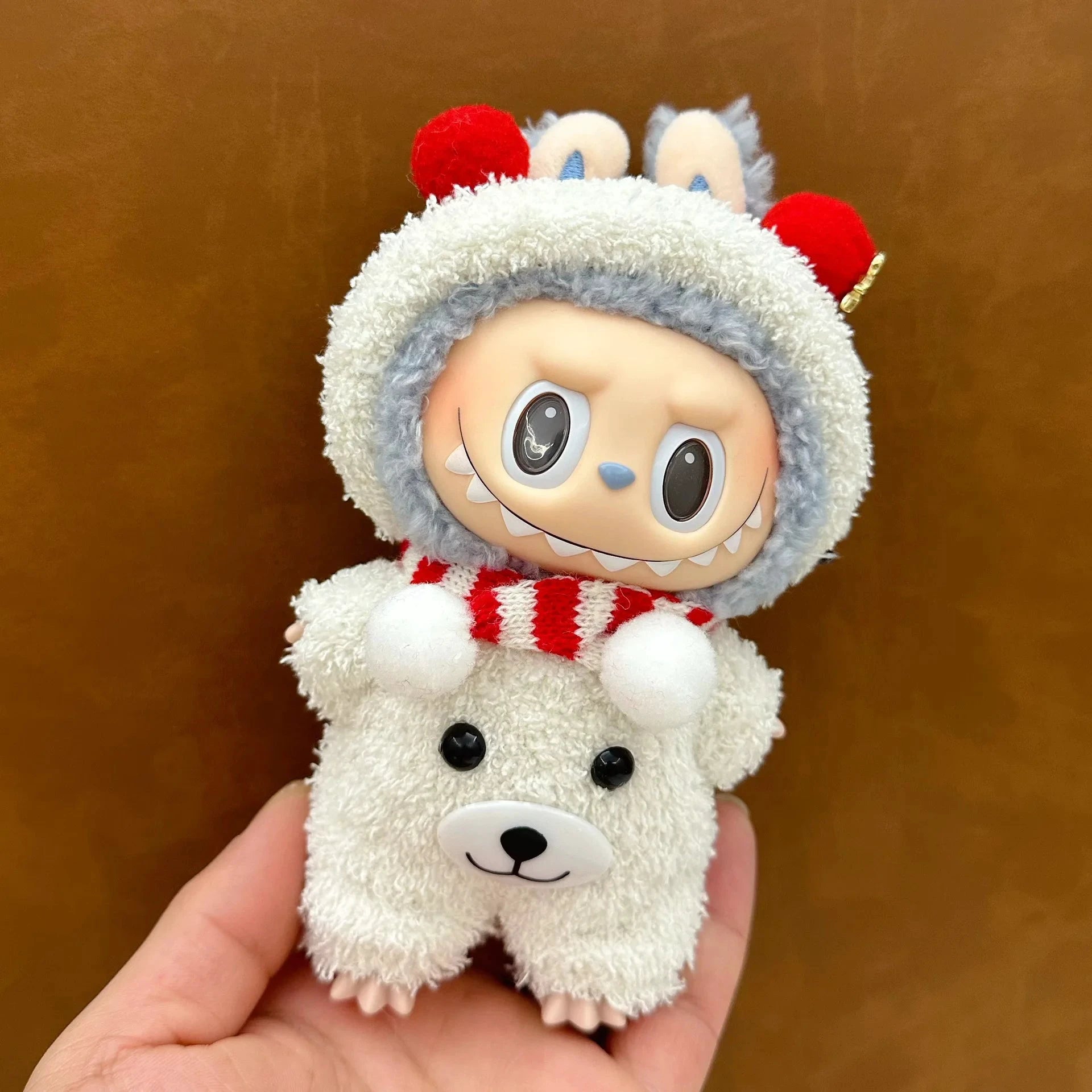 Labubu Accessoires et Vetements Miniatures Tissu Doux Premium Edition Limitee Pour Collectionneurs by Mon Labubu