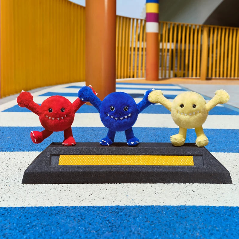Pop Mart x Instinctoy – Hug You – Blind Box Guess Bag