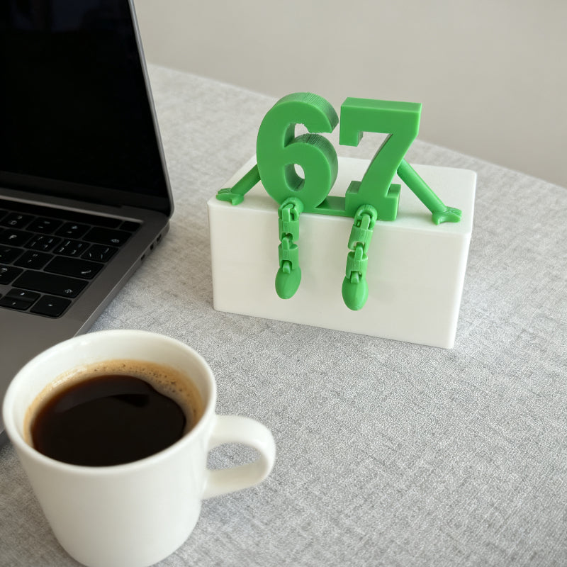 Six Seven Figurine Articulée 67 Collection Six Seven Édition Limitée Pour Intérieurs Élégants