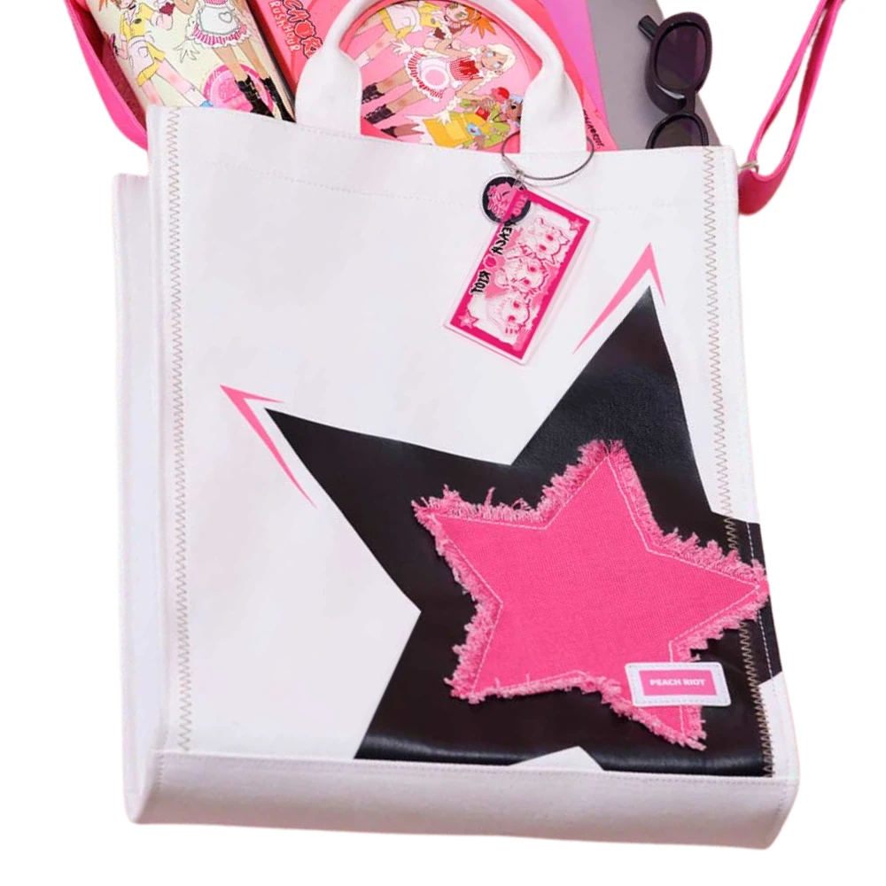 POP MART Sac Bandoulière Peach Riot Rush Hour Series Édition Limitée Collection Urbaine Luxueuse by POP MART INTERNATIONAL GROUP LIMITED