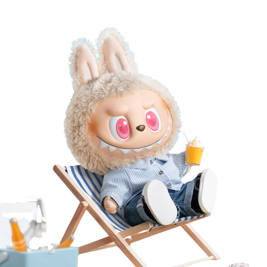 Labubu Flip With Me – Figurine Pop Mart en Vinyle avec Lunettes et Tenue Décontractée