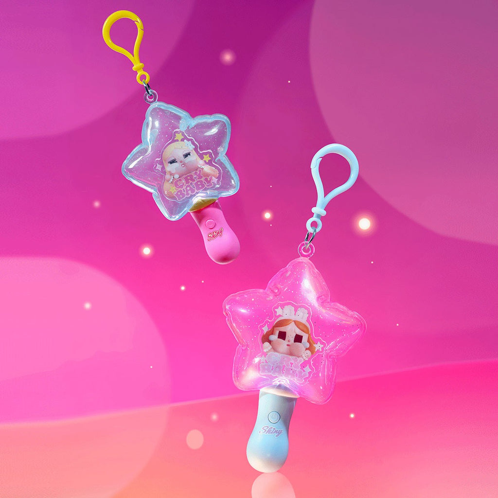 POP MART Crybaby Shiny Shiny Pendentif Lumineux — Blind Box - photo officielle POP MART